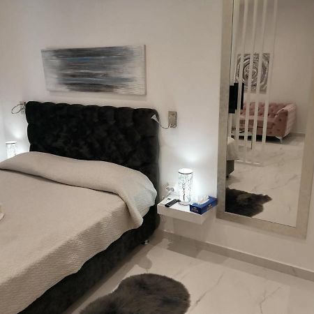 The Syntagma Luxury Suite เอเธนส์ ภายนอก รูปภาพ