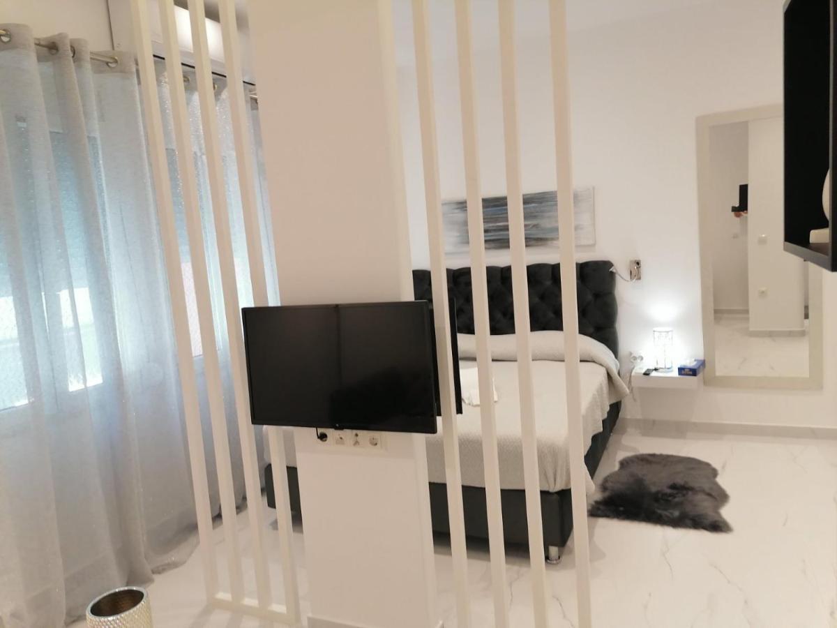 The Syntagma Luxury Suite เอเธนส์ ภายนอก รูปภาพ